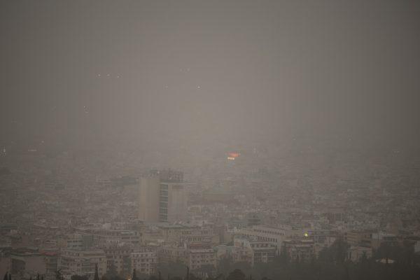 Αφρικανική σκόνη και γύρη σε υψηλά επίπεδα τις επόμενες μέρες – Χάρτες και οδηγίες
