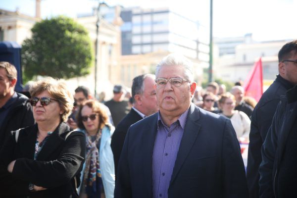 Πανελλαδικές 2025: «Η ζωή και το μέλλον δεν μετριέται μόνο με τα μόρια των εξετάσεων» το μήνυμα Κουτσούμπα