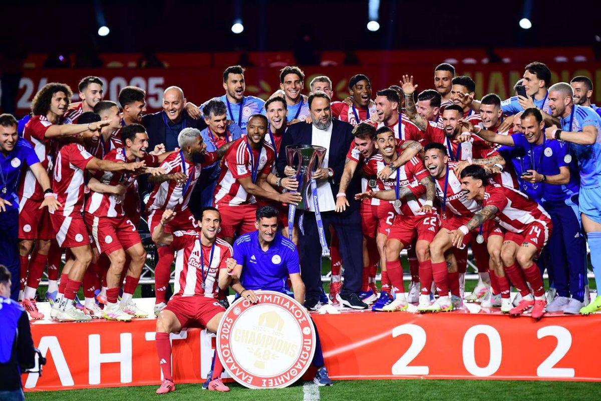 Ο Ολυμπιακός σήκωσε το 48ο πρωτάθλημα σε μια εντυπωσιακή φιέστα (pics, vid)