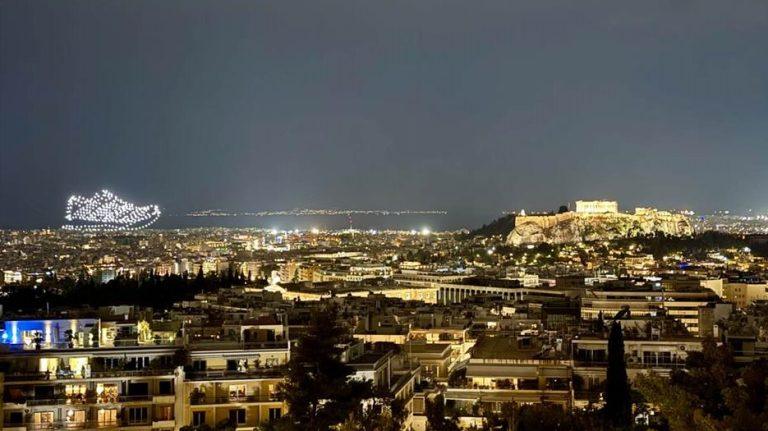 Αλαλούμ… πάνω από την Ακρόπολη – Το drone σόου που πρόβαλε πανικό και ασυνεννοησία των υπευθύνων