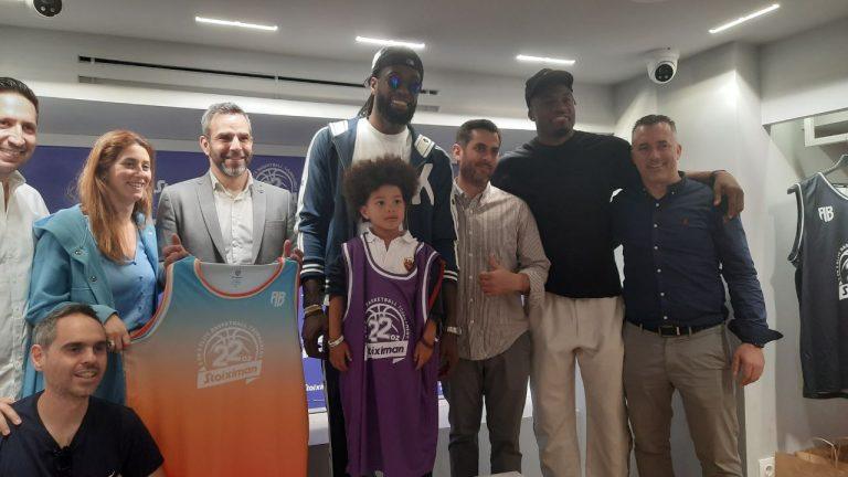 Αντετοκούνμπο στο In.gr: «Σε ελληνικά χέρια το τρόπαιο, ελπίζω και σε ελληνική ομάδα»