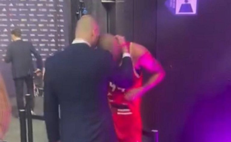 Τρομερή στιγμή: Ο Σπανούλης παρηγορεί τον Φουρνιέ που ξέσπασε σε κλάματα μετά την ήττα στον ημιτελικό (vid)