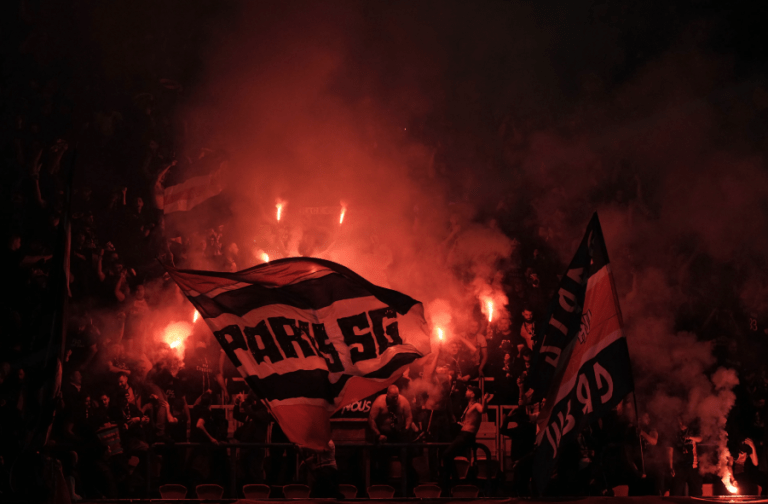 Το Παρίσι «κάηκε» για χάρη της Παρί Σεν Ζερμέν (vids)