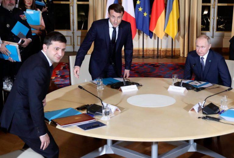 Τι ζητάει το Κρεμλίνο προκειμένου να είναι εφικτή μια συνάντηση Πούτιν-Ζελένσκι