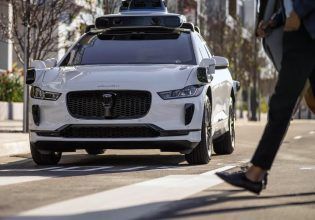 Τα πρώτα ρομποταξί είναι πλέον πραγματικότητα και κάνουν θραύση