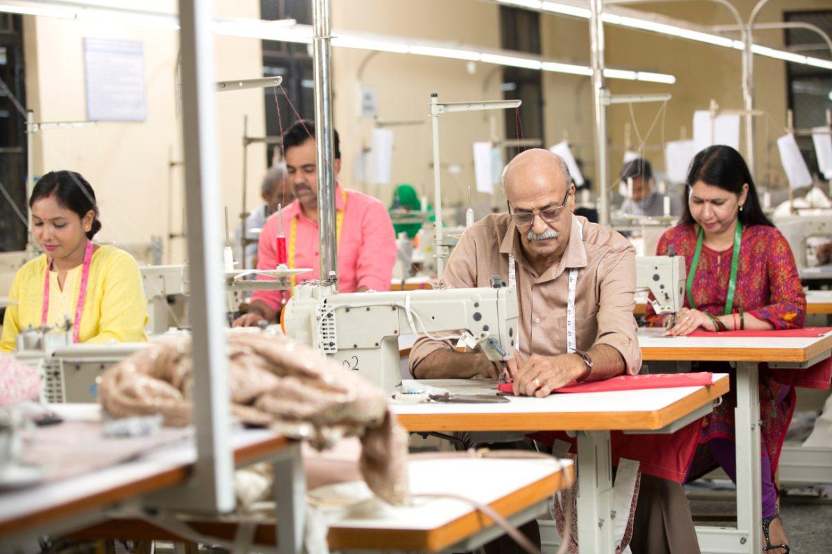 Ινδία: Εναλλακτικός κόμβος για τις αμερικανικές εταιρείες ένδυσης