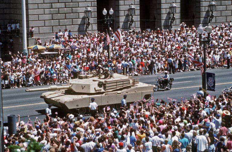 Το όνειρο του Τραμπ να… «κατεβάσει» στρατό στους δρόμους ίσως γίνει πραγματικότητα