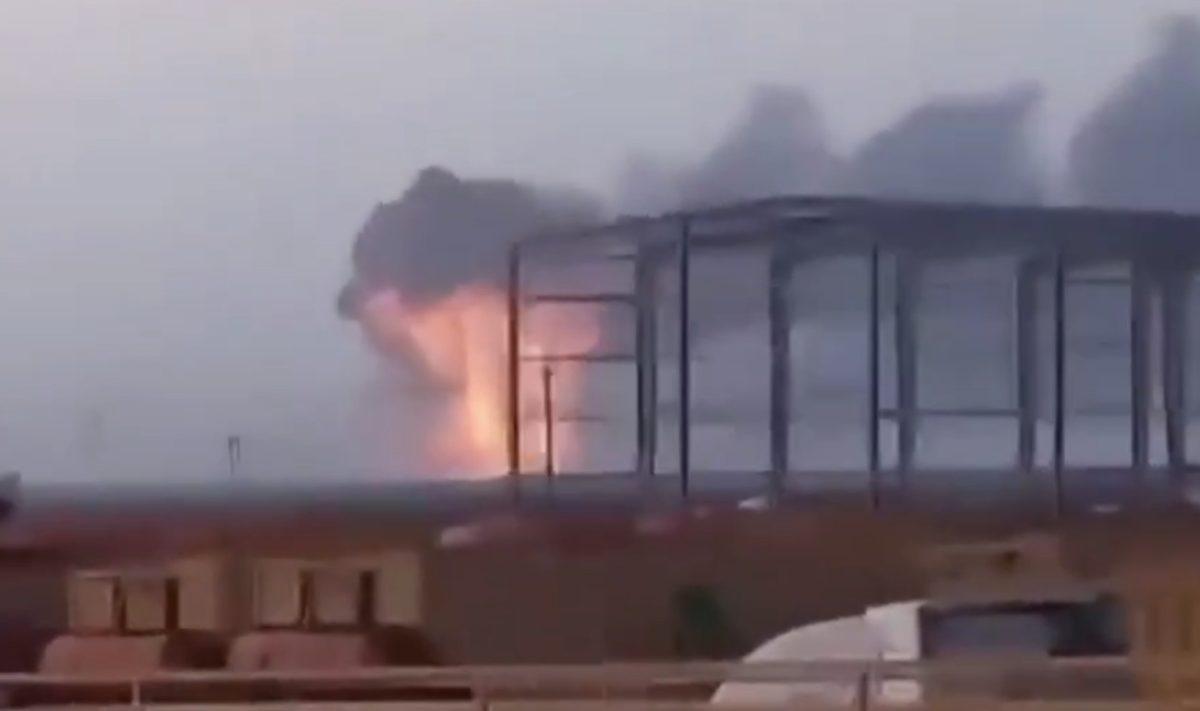 Σουδάν: Στις φλόγες εγκατάσταση αποθήκευσης καυσίμων μετά από επίθεση των παραστρατιωτικών με drones