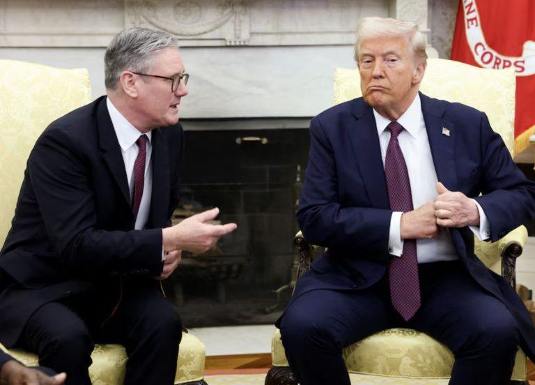 Εμπορική συμφωνία Ουάσιγκτον-Λονδίνου ενόψει – Εξαργυρώνει το Λονδίνο τη «βελούδινη» προσέγγισή του;