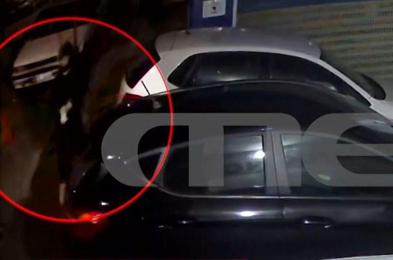 Θεσσαλονίκη: Βίντεο ντοκουμέντο με την 38χρονη να βάζει τη βόμβα έξω από την τράπεζα