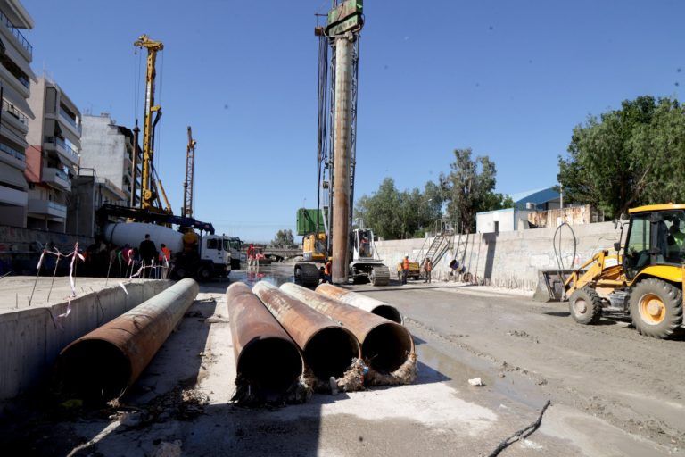 Αυτοψία Χαρδαλιά στο αντιπλημμυρικό έργο του Ιλισσού ποταμού