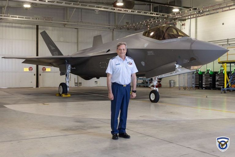 Επίσκεψη αρχηγού ΓΕΑ στις HΠΑ – H πορεία του προγράμματος F-35 και η αναβάθμιση της αμυντικής συνεργασίας στο επίκεντρο