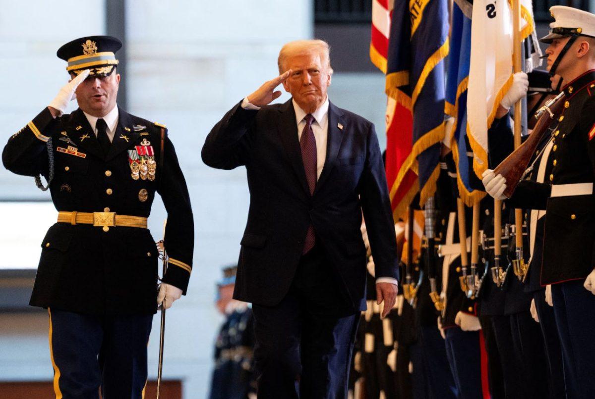 ΗΠΑ: Ο στρατός γιορτάζει τα 250 χρόνια του με παρέλαση στα γενέθλια με τον Τραμπ!