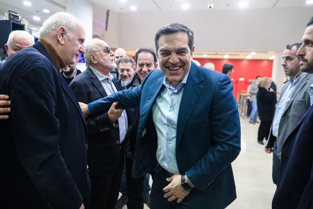 Δημοσκόπηση- Τσίπρας: Την «πλεύση επιστροφής» δεν βλέπουν θετικά μόνο στον ΣΥΡΙΖΑ