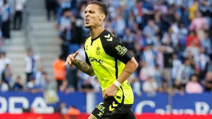 Άντονι: «Οι γιατροί έλεγαν ότι η μητέρα μου ή εγώ θα μπορούσαμε να πεθάνουμε κατά τον τοκετό»