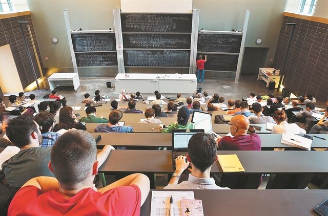 InForum: To brain drain επιμένει – Διπλασιάστηκαν από το 2014 οι Έλληνες πτυχιούχοι που ζουν στην Ευρώπη