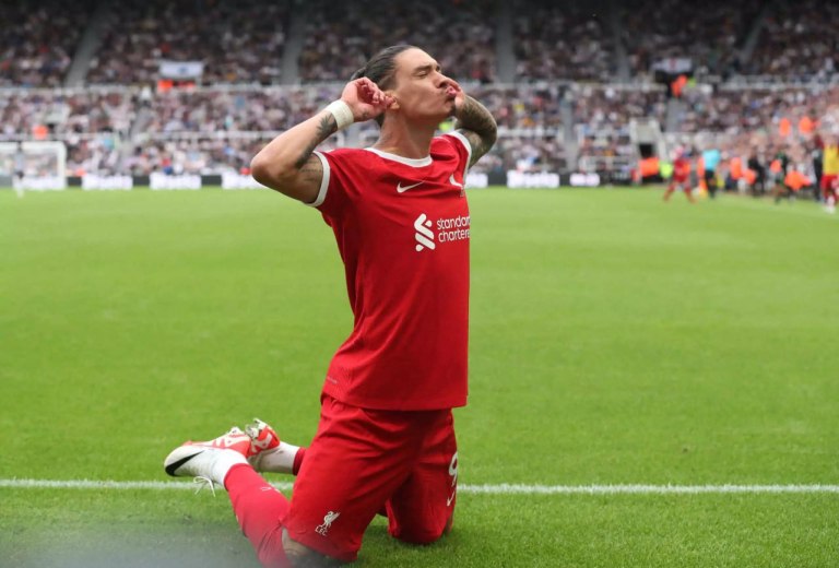 Ο Ντάργουιν Νούνιες  είπε το «ναι» για διαπραγματεύσεις Λίβερπουλ και Νάπολι