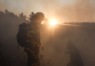 Φωτιά: Υψηλός κίνδυνος την Κυριακή – Ποιες περιοχές χρήζουν προσοχής