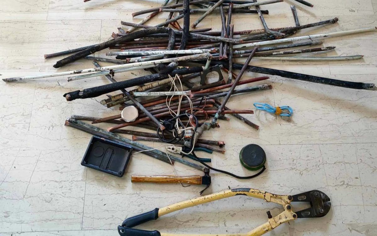 Έκλεβαν χαλκοσωλήνες από σπίτια στη Σαλαμίνα – Συνελήφθησαν 4 νεαροί