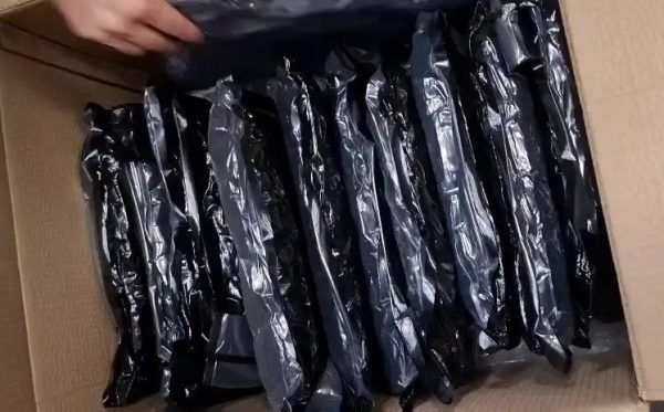 Εντοπίστηκαν 185 κιλά κάνναβης σε αποθήκη του τελωνείου στο αεροδρόμιο «Ελ. Βενιζέλος»