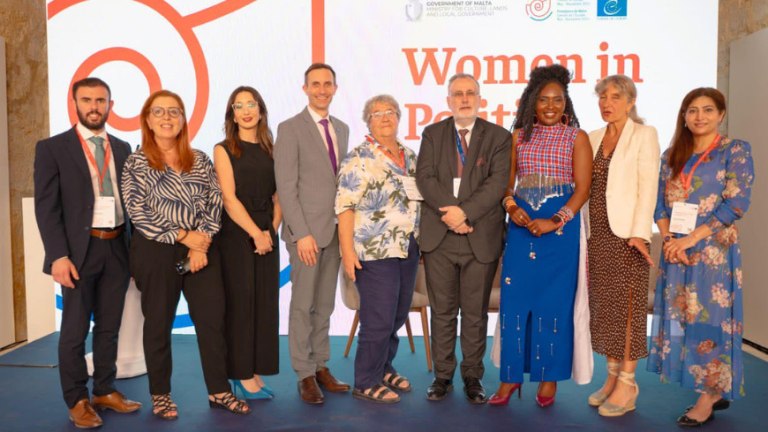 «Η Δημοκρατία δεν έχει νόημα χωρίς τις γυναίκες»