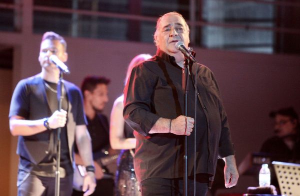 Βασίλης Καρράς: Αντίστροφη μέτρηση για τη μεγάλη συναυλία αφιέρωμα στον αξεπέραστο τραγουδιστή