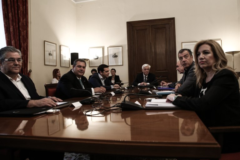 Να λάμψει η αλήθεια – Ο Τσίπρας ζητά τη δημοσίευση των πρακτικών του συμβουλίου Πολιτικών Αρχηγών μετά το δημοψήφισμα