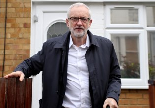 Κόρμπιν στο συνέδριο ΣΥΡΙΖΑ: Να τερματιστεί η παράνομη κατοχή της Γάζας – Η γενοκτονία συντελείται μπροστά μας