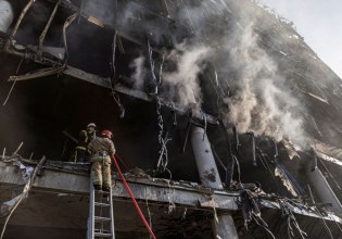 Ουκρανία: Τουλάχιστον 5 νεκροί και 23 τραυματίες σε ρωσικό βομβαρδισμό στo Ντνιπροπετρόφσκ