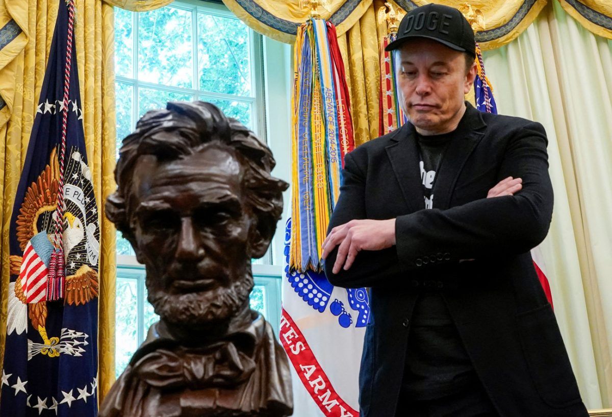 Έλον Μασκ κατά Τραμπ: Το φορολογικό νομοσχέδιο είναι ένα «αηδιαστικό βδέλυγμα», λέει