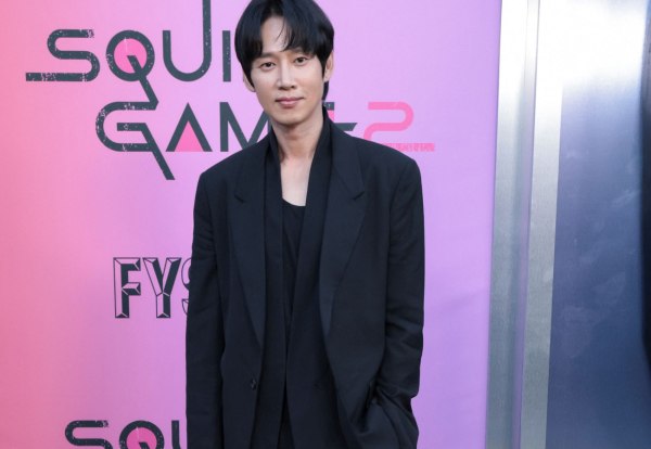Squid Game: Όλα όσα έμαθε ο Παρκ Σουνγκ-Χουν υποδυόμενος μια τρανς γυναίκα