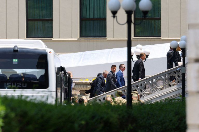 Ουκρανία – Ρωσία: Στην Κωνσταντινούπολη οι αντιπροσωπείες των δύο χωρών – Οι πρώτες δηλώσεις