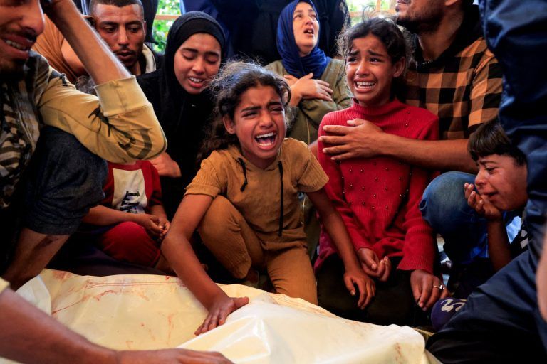 Γάζα: Πάνω από 130 πεινασμένοι σκοτώθηκαν σε κέντρα διανομής βοήθειας σε δύο εβδομάδες