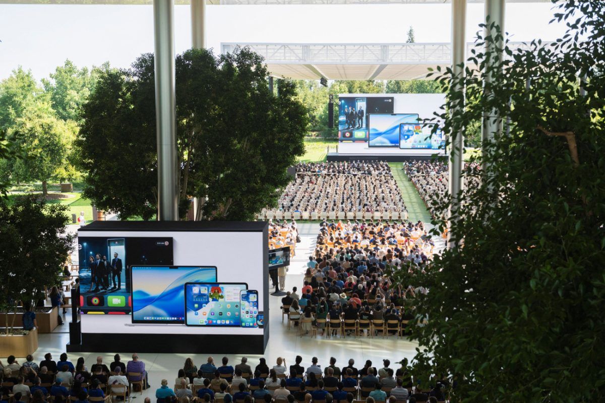 Apple: Νέα εποχή για το iPhone – Το Liquid Glass έρχεται στα iOS 26