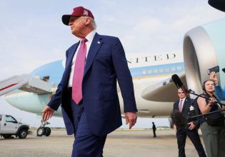 ΗΠΑ: Ο Ντόναλντ Τραμπ δηλώνει πως στο Λος Άντζελες έχει γίνει εισβολή «ξένων εχθρών»