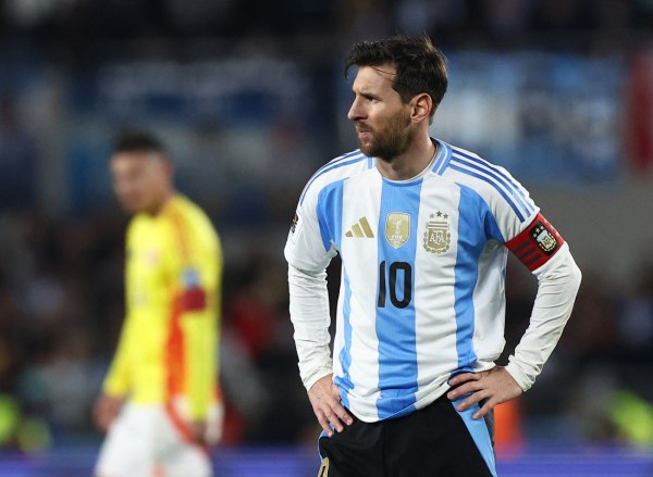 «Κανείς δεν… ακουμπάει τον Μέσι» – Ο ξεκάθαρος κανόνας στις προπονήσεις της Αργεντινής