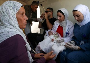 Κραυγή αγωνίας από μητέρες και γιατρούς στη Γάζα – Ο αποκλεισμός του Ισραήλ διακινδυνεύει τις ζωές των βρεφών