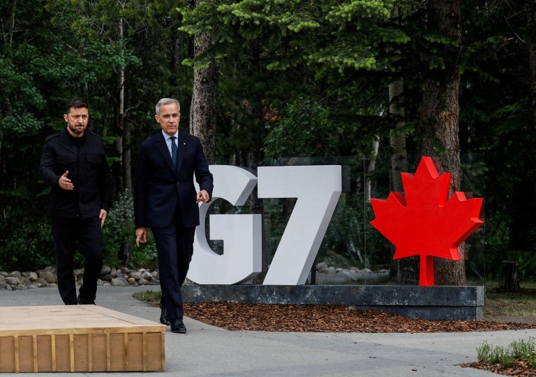 G7: Ο Ζελένσκι ζητά στήριξη από τη σύνοδο – Απόντος του Ντόναλντ Τραμπ