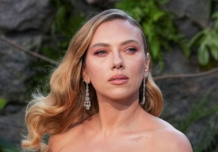 Η Σκάρλετ Γιόχανσον για τους ρόλους που αναλάμβανε στην αρχή της καριέρας της – «Ιστορίες για άνδρες»