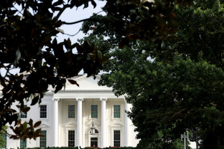 ΗΠΑ: Εμφύλιος στον Λευκό Οίκο για τις συγκρούσεις στη Μέση Ανατολή