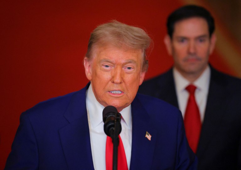 Μέση Ανατολή: Ο «ειρηνοποιός» Τραμπ και το τεράστιο ρίσκο της εμπλοκής των ΗΠΑ στον πόλεμο Ιράν – Ισραήλ