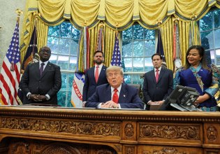 Live: «Μέσα στην επόμενη εβδομάδα» μπορεί να υπάρξει εκεχειρία στη Γάζα, λέει ο Τραμπ