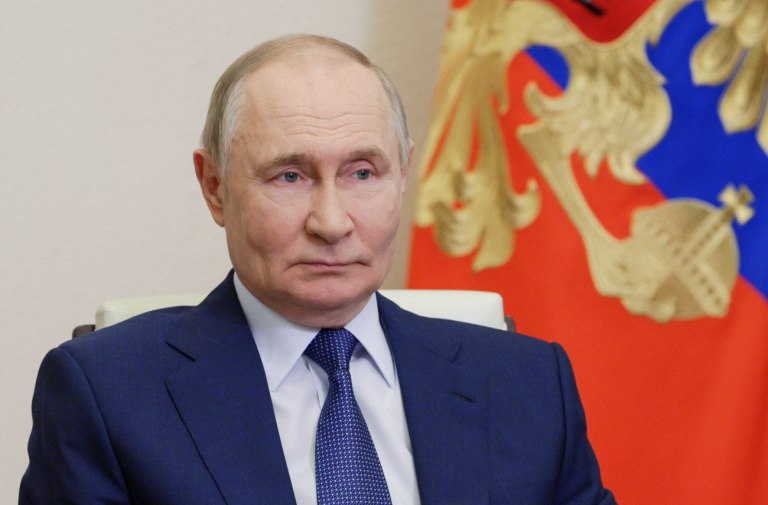 Πούτιν: Έδωσε εντολή το επίπεδο ζωής σε Ντονμπάς και Νοβορωσία «να φτάσει τον μέσο όρο της υπόλοιπης Ρωσίας»