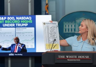 Τραμπ: «Ραβασάκι» στον Πάουελ για μείωση επιτοκίων από τη Fed