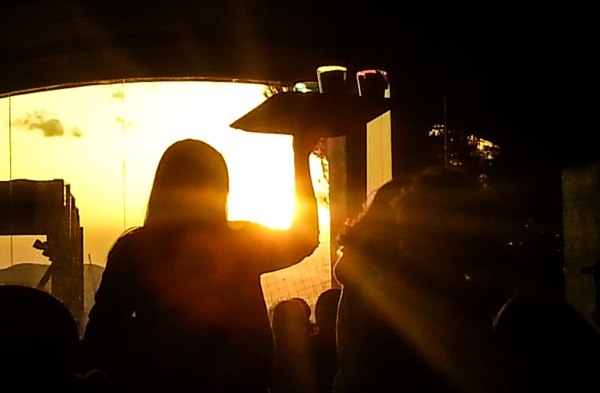 H ψηφιακή κάρτα εργασίας εκτίναξε τις υπερωρίες – Αύξηση άνω του 1000% στον τουρισμό