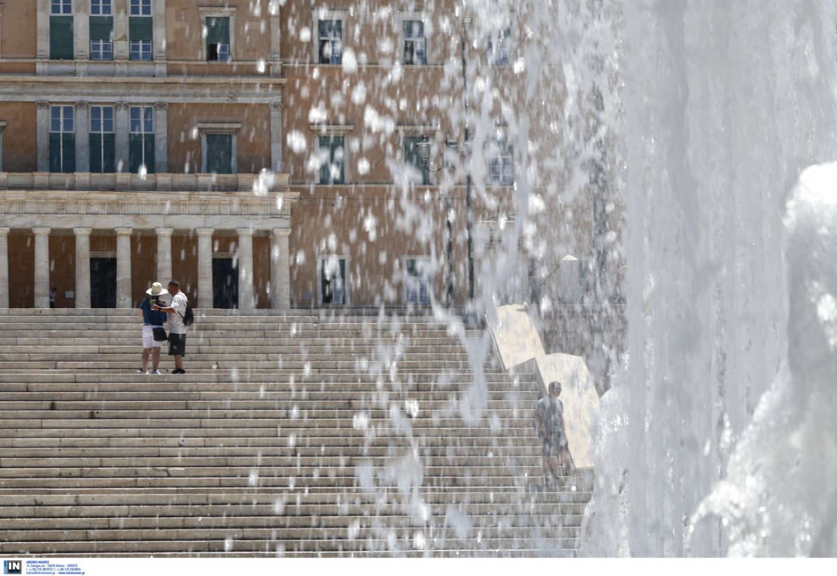 Καιρός: Καύσωνας μέχρι και την Παρασκευή –  Έως 41 βαθμούς η θερμοκρασία σήμερα, ποιες περιοχές θα λιώσουν