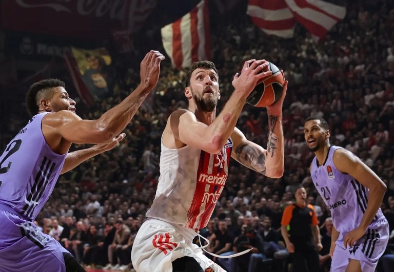 Ο Όγκνιεν Κούζμιτς έβαλε τέλος στην καριέρα του