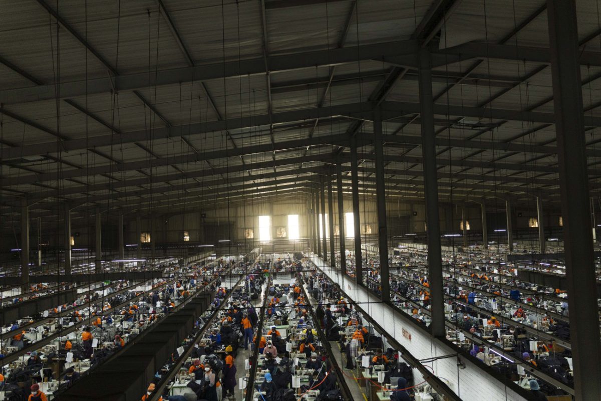 Εργοστάσια: Μέλλον ή παρελθόν; Ποια επαγγέλματα κερδίζουν τον «θώκο» του αύριο