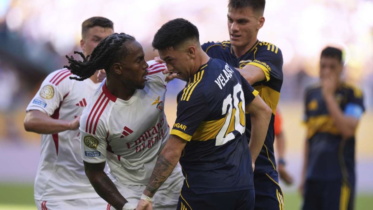 Μπόκα Τζούνιορς – Μπενφίκα 2-2: Χωρίς νικητή αλλά με… ένταση και κόκκινες