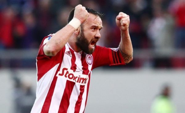 Μια φορά Ολυμπιακός, για πάντα Ολυμπιακός: Η «ερυθρόλευκη» φωτογραφία του Βαλμπουενά